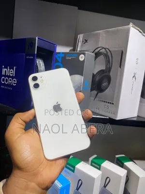 New Apple iPhone 11 64 GB Black