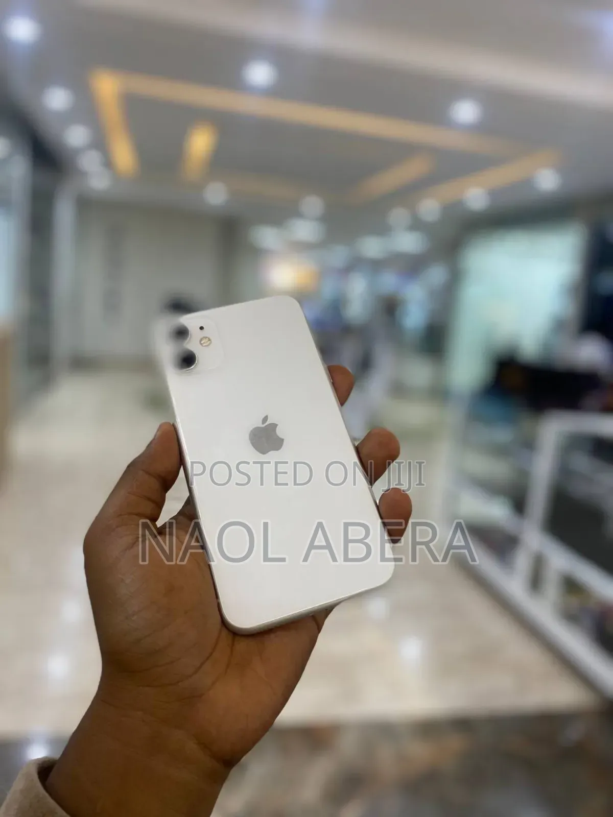 New Apple iPhone 11 64 GB White