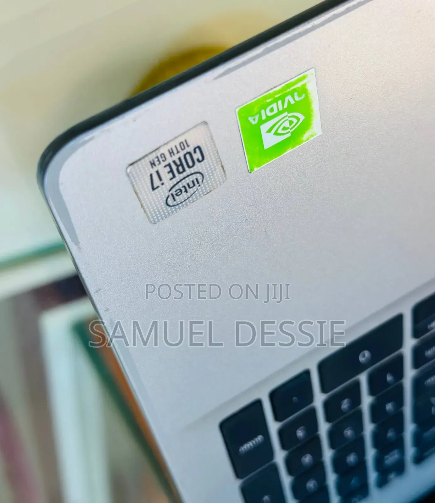 New Laptop Dell Inspiron 15 8GB Intel Core i7 SSD 256GB