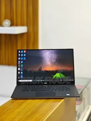New Laptop Dell XPS 15 16GB Intel Core i9 SSD 512GB
