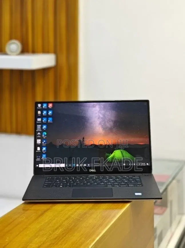 New Laptop Dell XPS 15 16GB Intel Core i9 SSD 512GB