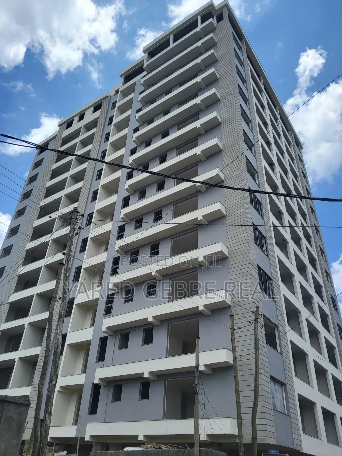 3bdrm Apartment in Legacy Real Estate, Yeka for sale