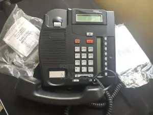 Nortel Networks T7208 Teephone