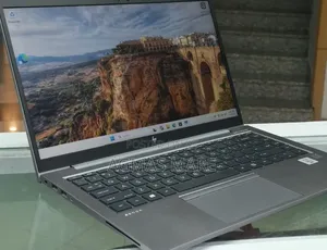 New Laptop HP ZBook 14 16GB Intel Core i7 SSD 512GB
