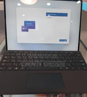 New Laptop Microsoft Surface Pro 9 16GB Intel Core i7 SSD 512GB