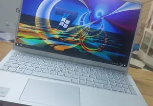 New Laptop Dell Inspiron 15 16GB Intel Core i7 SSD 512GB