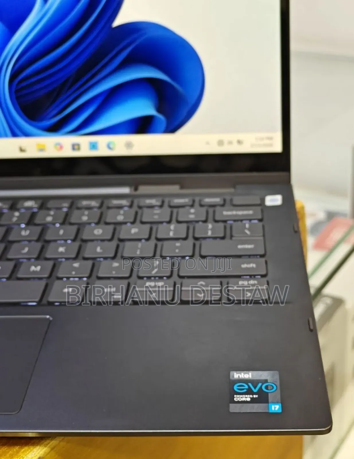 New Laptop Dell Inspiron 7306 16GB Intel Core i7 SSD 512GB
