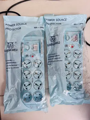 Guardian Shield Power Source Protector Power Divider የሶኬት ማከፋፈያ