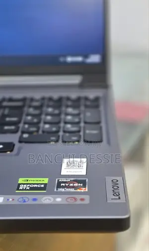 New Laptop Lenovo 16GB AMD Ryzen 7 SSD 1T