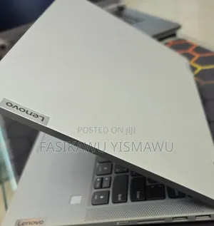 New Laptop Lenovo Legion 5 8GB AMD Ryzen 5 SSD 512GB