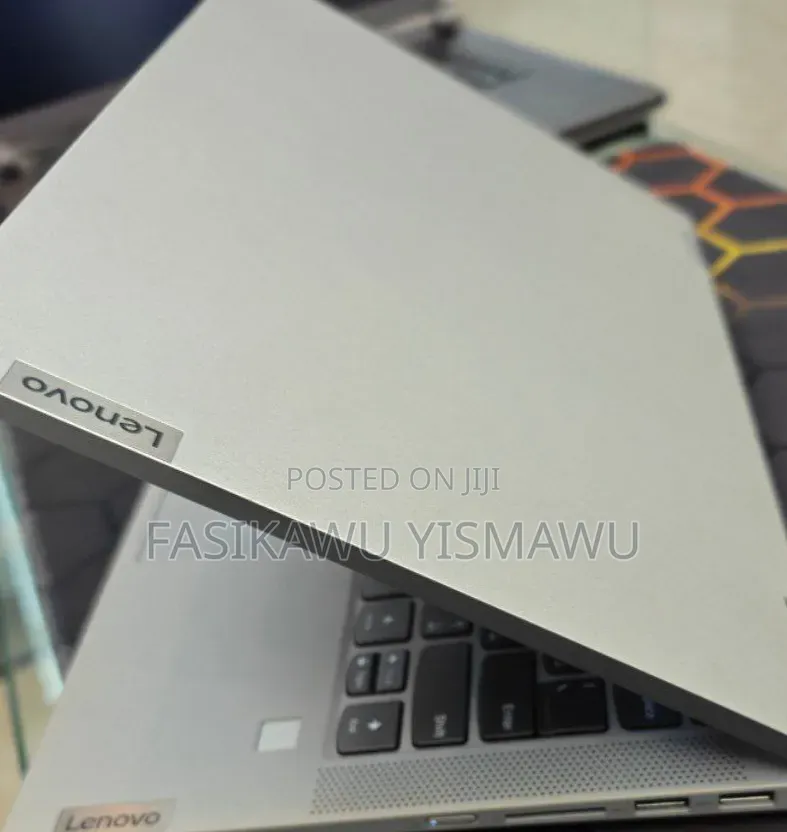 New Laptop Lenovo Legion 5 8GB AMD Ryzen 5 SSD 512GB