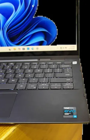 New Laptop Dell Inspiron 15 16GB Intel Core i7 SSD 1T