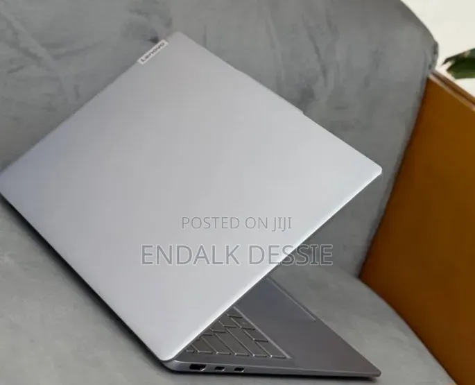 New Laptop Lenovo 16GB Intel Core i7 SSD 512GB