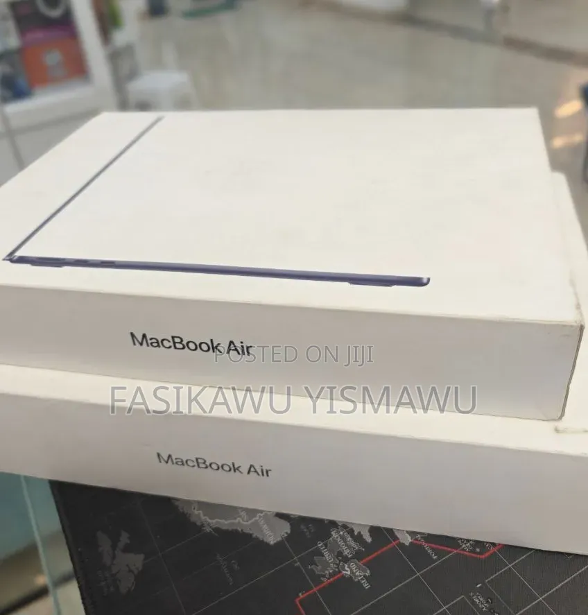 New Laptop Apple MacBook Air 2025 M4 13-inch 16GB Apple M4 SSD 256GB