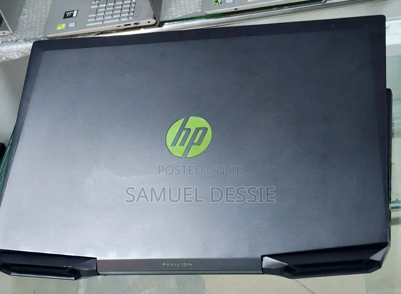 New Laptop HP Pavilion Power 15 8GB Intel Core i5 SSD 256GB