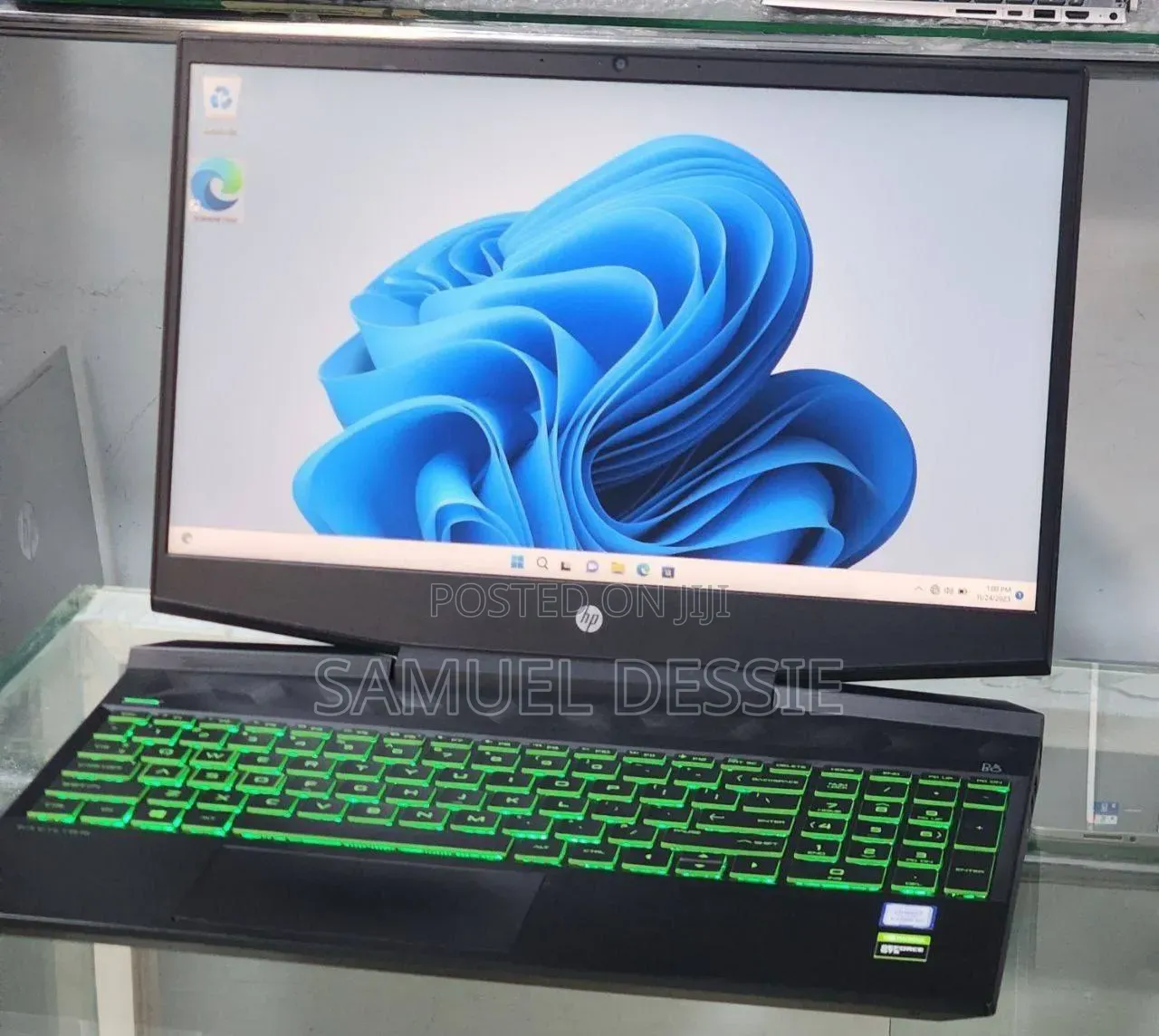 New Laptop HP Pavilion Power 15 8GB Intel Core i5 SSD 256GB