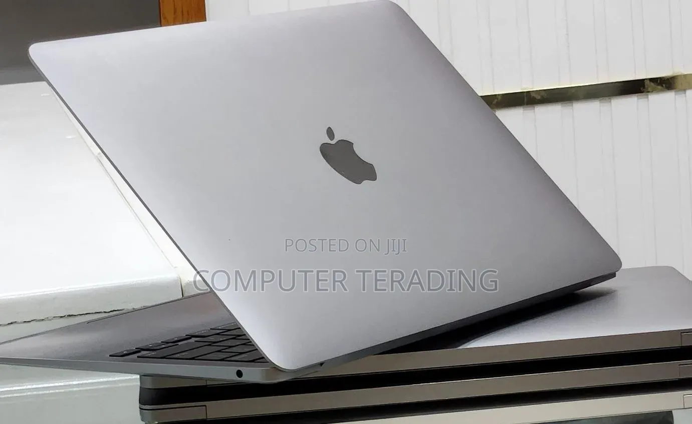 New Laptop Apple MacBook Air 2020 8GB Apple M1 SSD 256GB