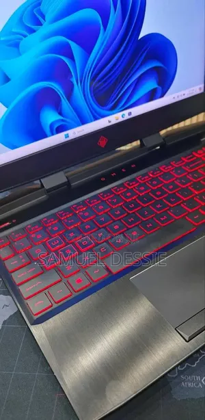 New Laptop HP Omen X 16GB Intel Core i7 SSD 512GB