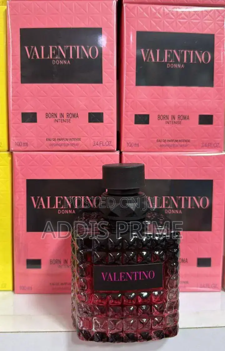 Valentino Donna Born in Roma Intense Women Perfume 100ml