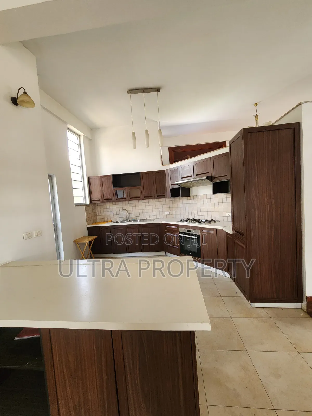 5bdrm House in Bole for rent