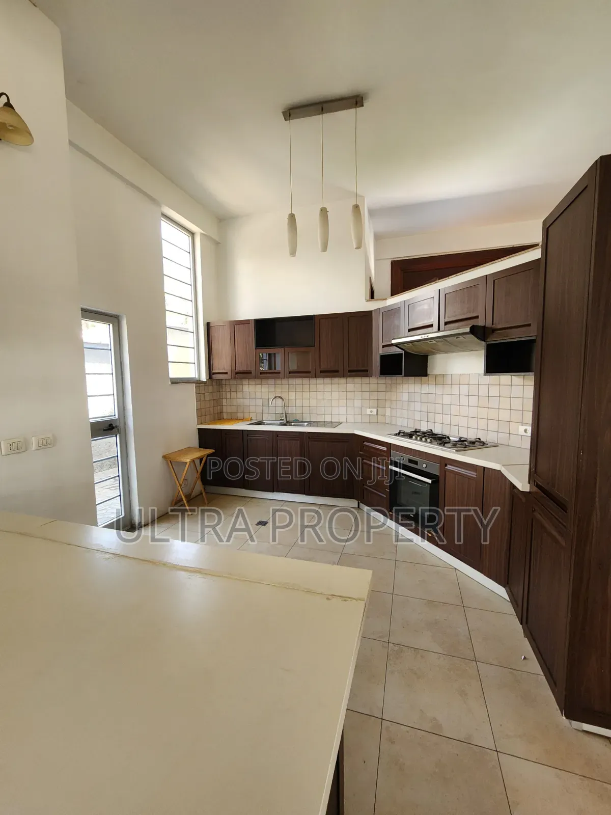 5bdrm House in Bole for rent