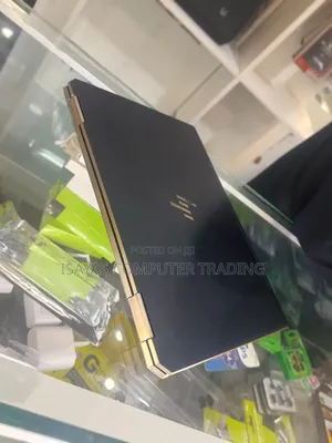 New Laptop HP Spectra 13 16GB Intel Core i7 SSD 512GB