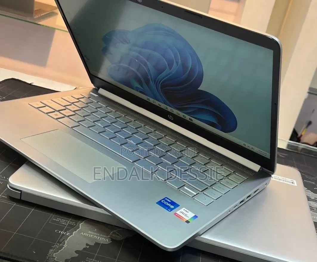 New Laptop HP Stream Notebook 16GB Intel Core i5 SSD 512GB