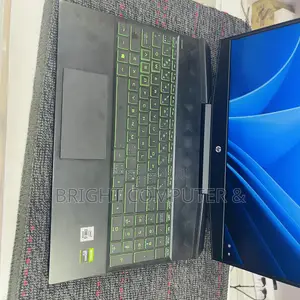 Laptop HP Pavilion Gaming Laptop 15-dk2xxx 16GB Intel Core i5 SSD 512GB