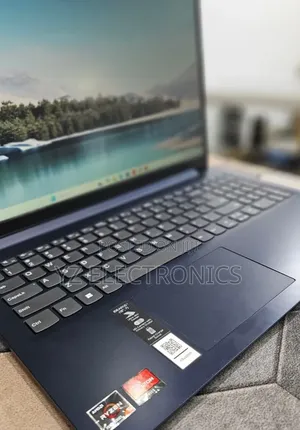 New Laptop Lenovo Legion 5 8GB SSD 512GB