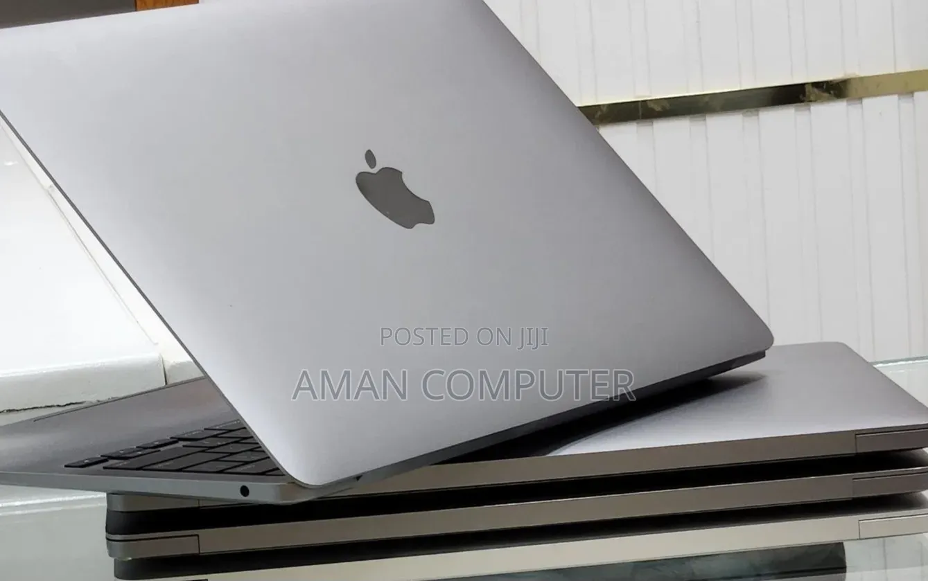 New Laptop Apple MacBook Air 2020 M1 8GB Apple M1 SSD 256GB