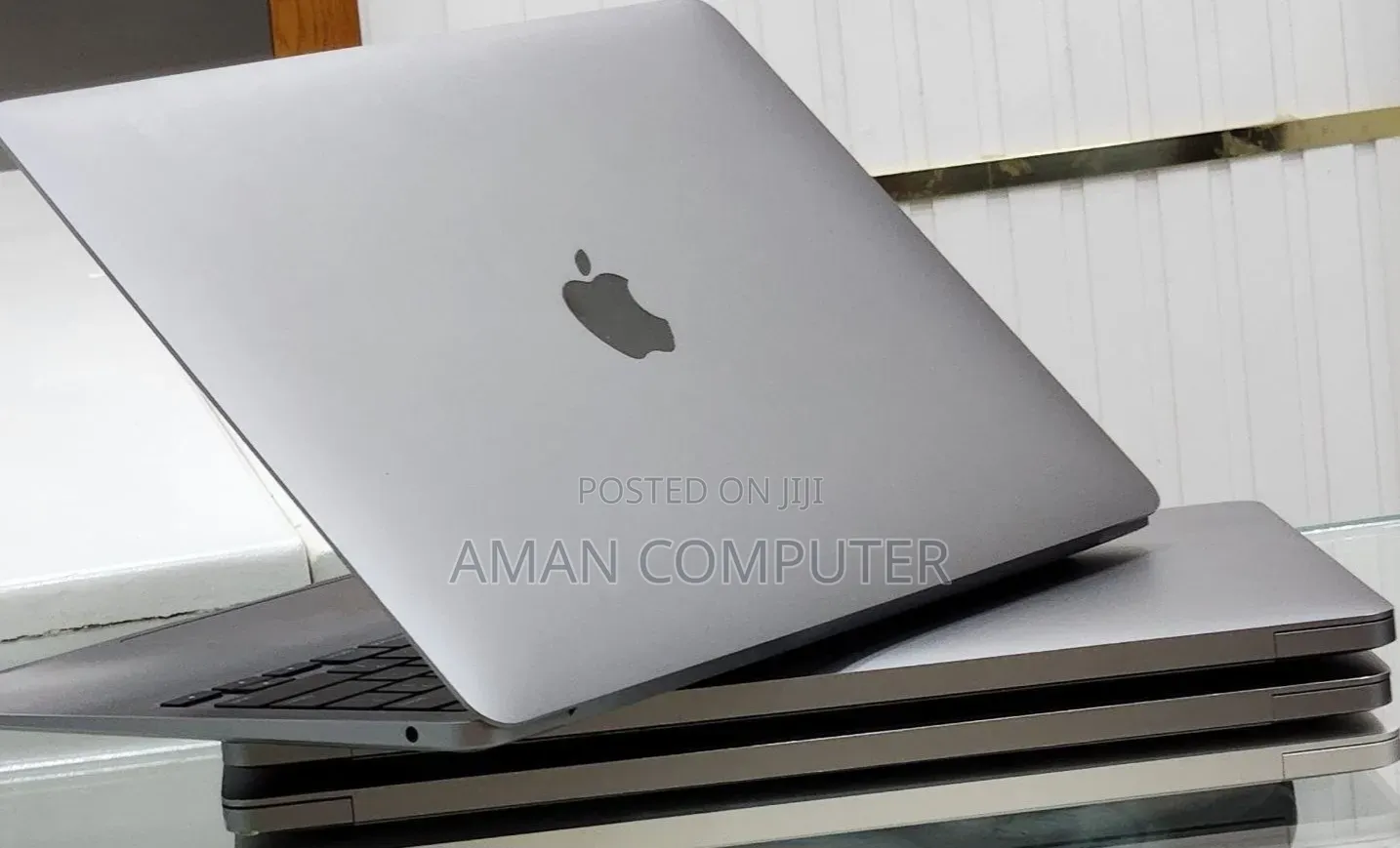 New Laptop Apple MacBook Air 2020 M1 8GB Apple M1 SSD 256GB