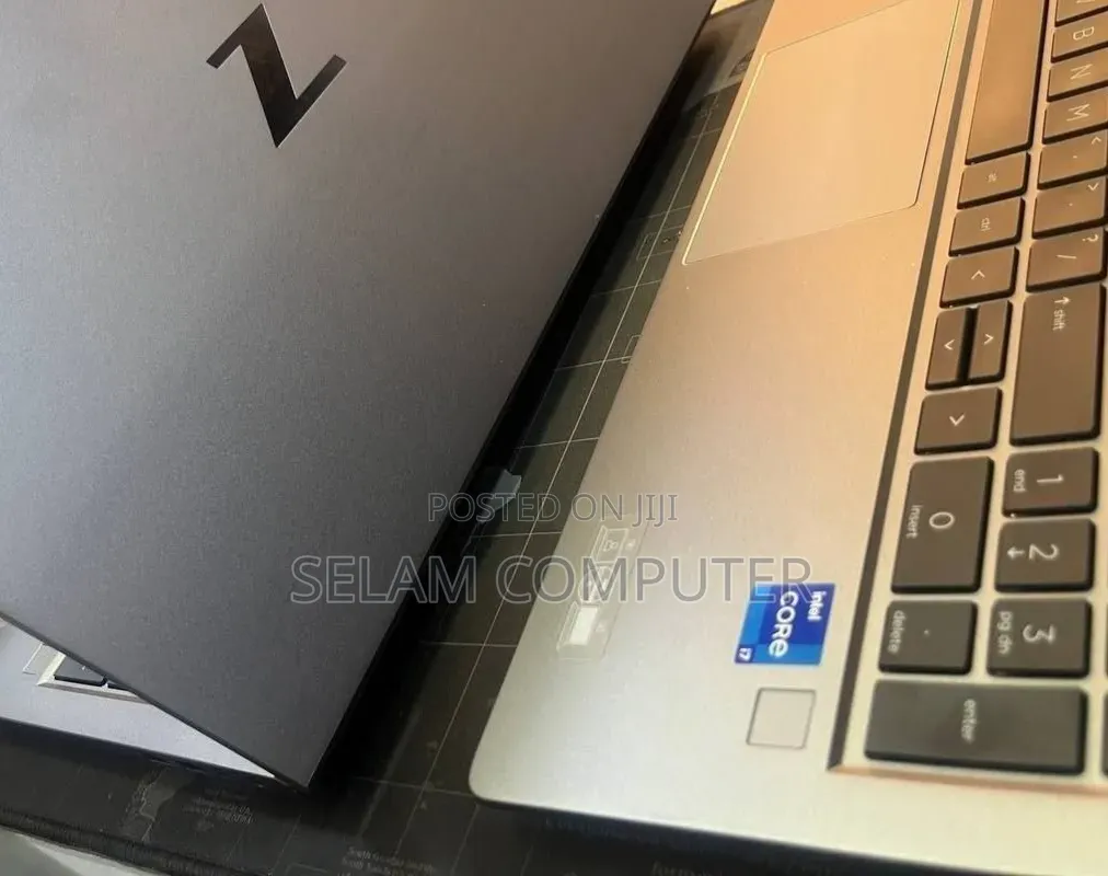 New Laptop HP ZBook Studio 32GB Intel Core i7 SSD 512GB