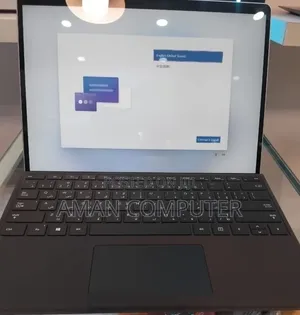 New Laptop Microsoft Surface Pro 9 16GB Intel Core i7 SSD 512GB