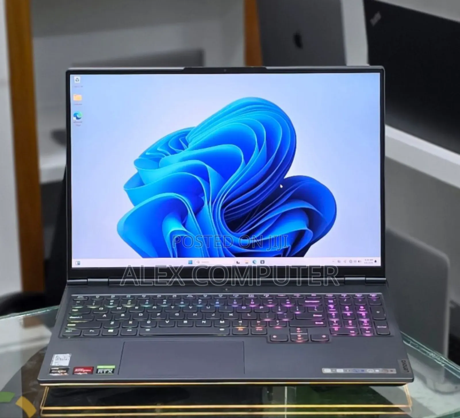 New Laptop Lenovo 16GB AMD Ryzen 9 SSD 1T