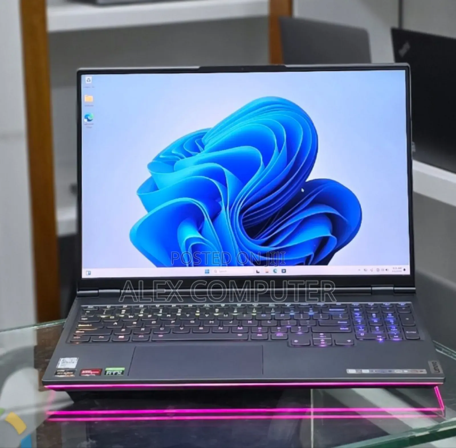 New Laptop Lenovo 16GB AMD Ryzen 9 SSD 1T
