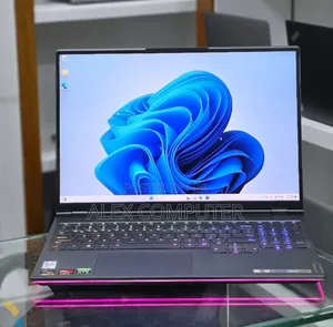 New Laptop Lenovo 16GB AMD Ryzen 9 SSD 1T