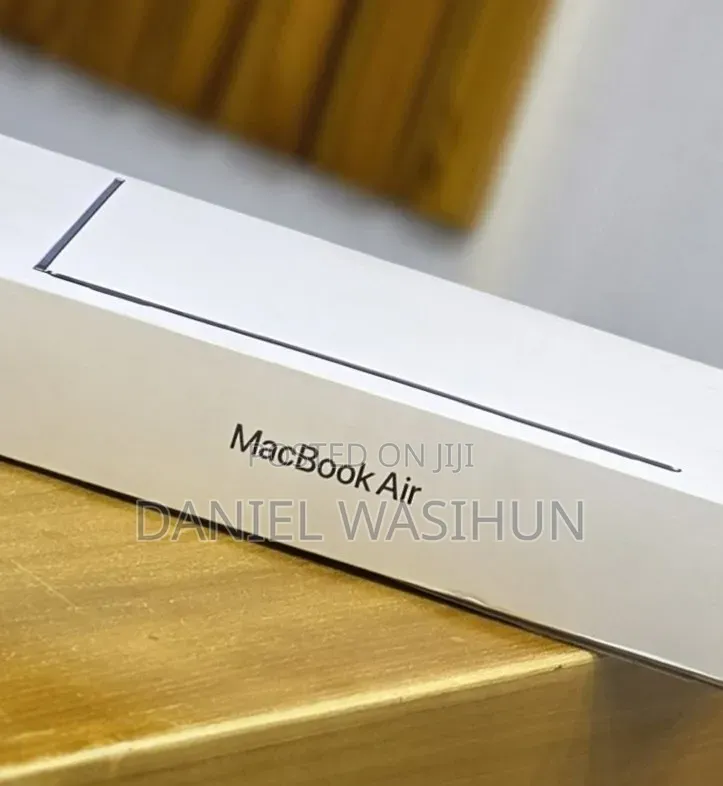 New Laptop Apple MacBook Air 2026 M5 13-inch 16GB Apple M5 SSD 512GB