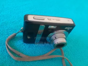 Aigo V1220 Camera