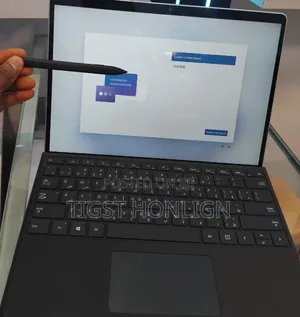 New Laptop Microsoft Surface Pro 9 16GB Intel Core i7 SSD 512GB