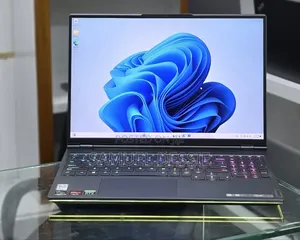 New Laptop Lenovo Legion Slim 5 16GB AMD Ryzen 9 SSD 1T
