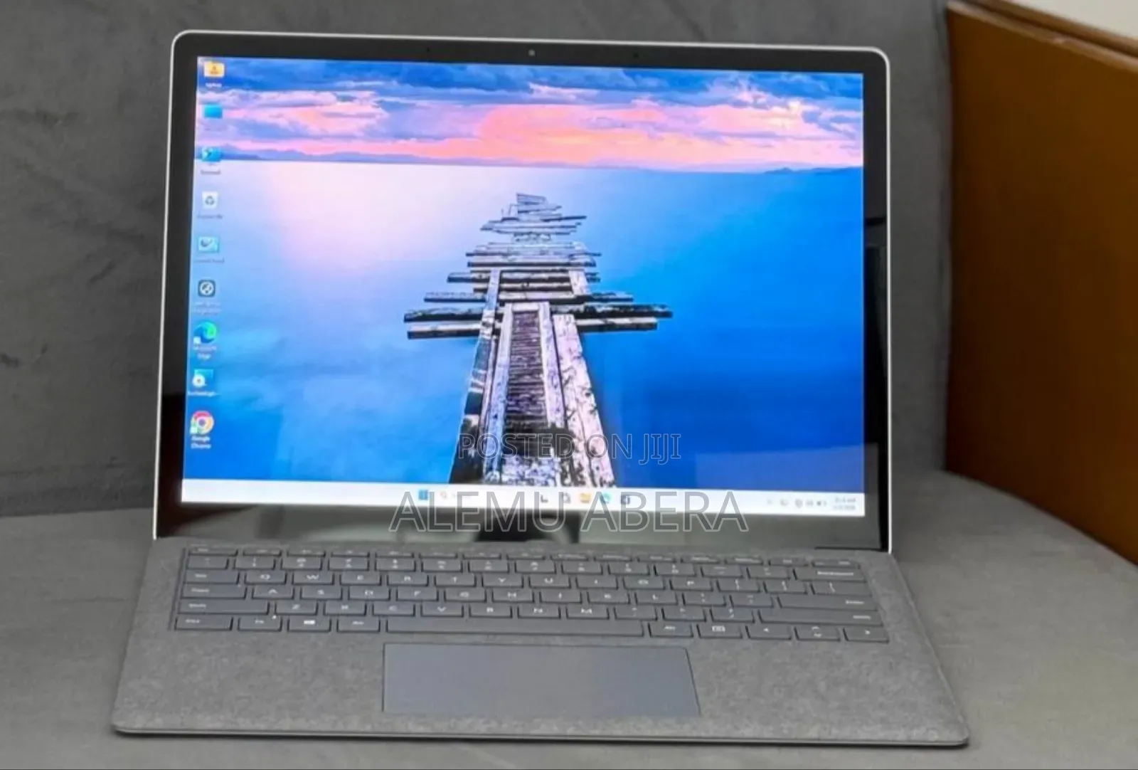 New Laptop Microsoft Surface Laptop 4 8GB AMD Ryzen 5 SSD 256GB