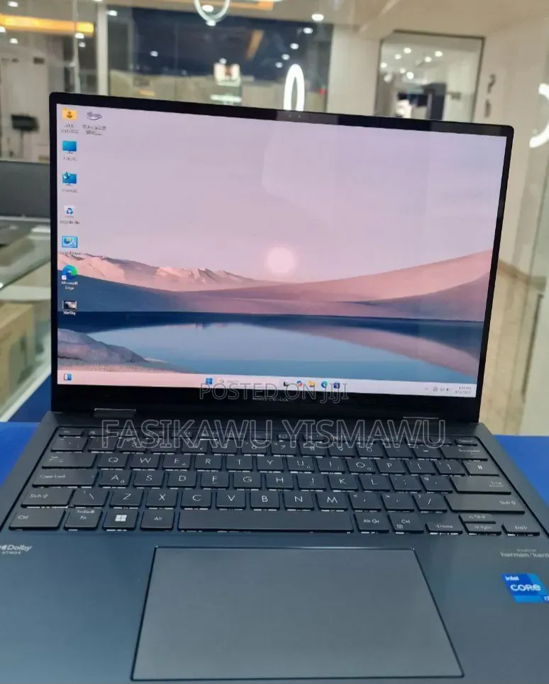 New Laptop Asus ZenBook 13 UX331UN 16GB Intel Core i7 SSD 512GB