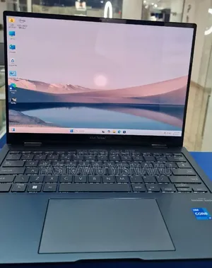 New Laptop Asus ZenBook 13 UX331UN 16GB Intel Core i7 SSD 512GB