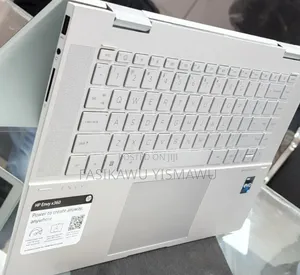 New Laptop HP Envy X360 8GB Intel Core i5 SSD 512GB