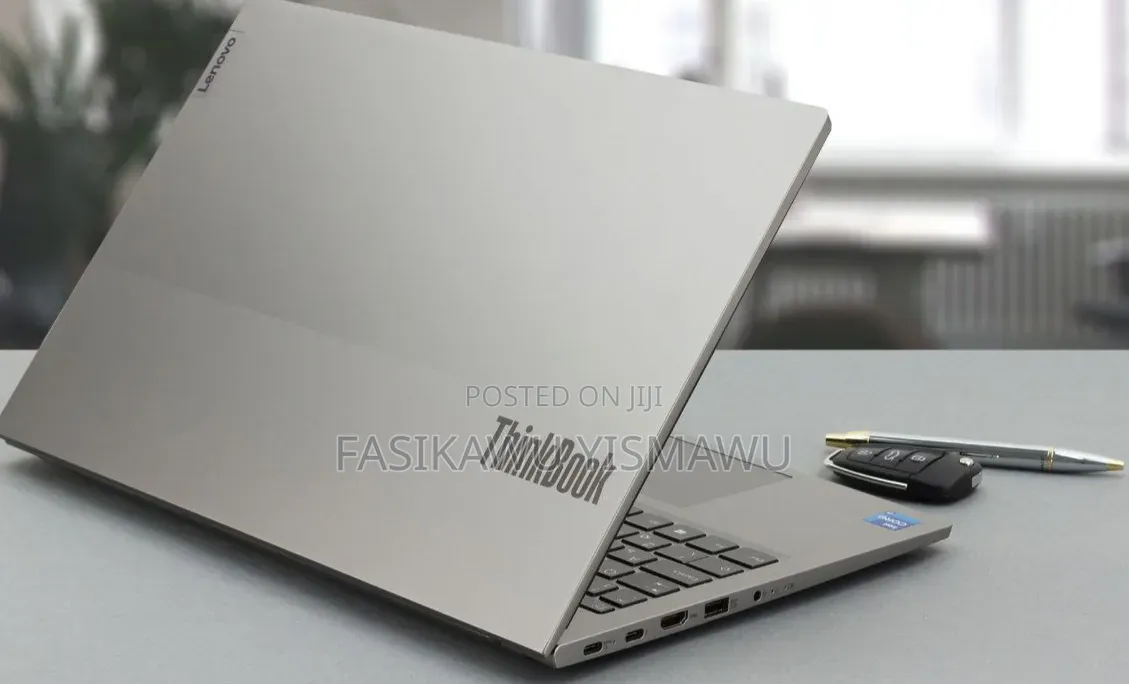 New Laptop Lenovo ThinkBook 15 32GB Intel Core i7 SSD 512GB