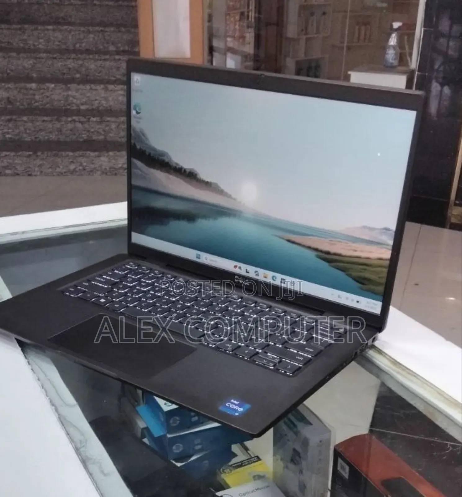 New Laptop Dell Latitude 7420 16GB Intel Core i7 SSD 512GB