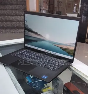 New Laptop Dell Latitude 7420 16GB Intel Core i7 SSD 512GB