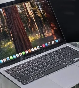 New Laptop Apple MacBook 16GB Apple M1 SSD 256GB