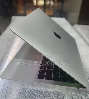 New Laptop Apple MacBook Air 2018 8GB Intel Core i5 SSD 128GB