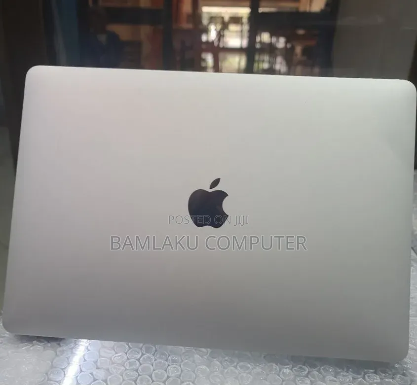 New Laptop Apple MacBook Air 2018 8GB Intel Core i5 SSD 128GB